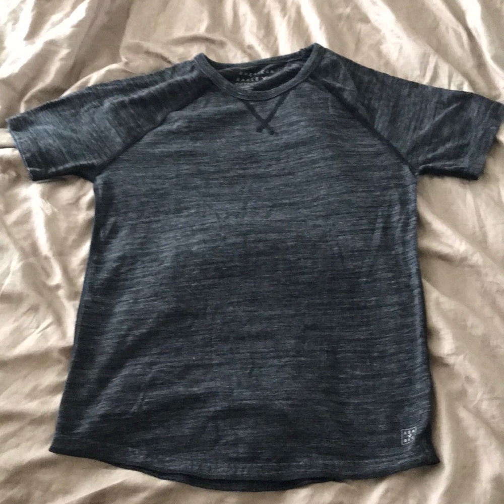 American Eagle XS Men’s T-Shirt